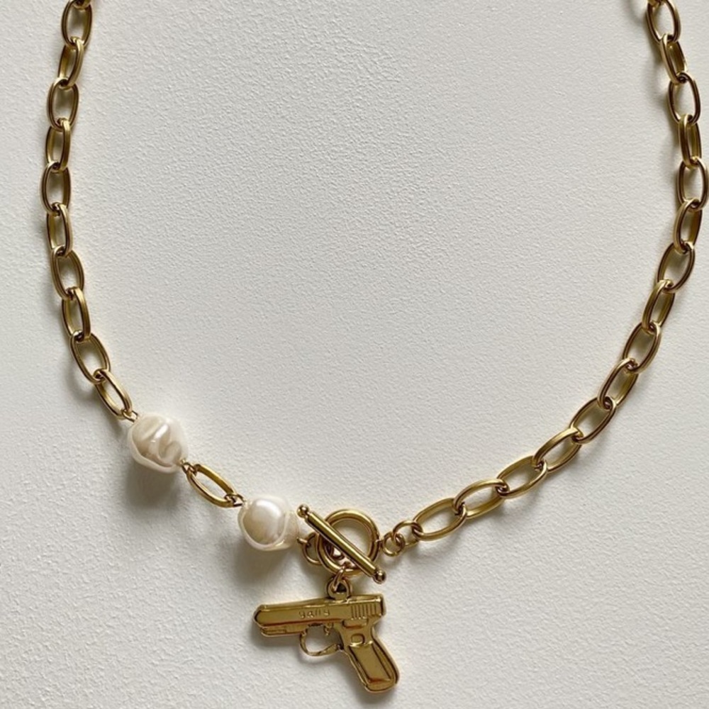 Gang Necklace - Picture 2 of 3